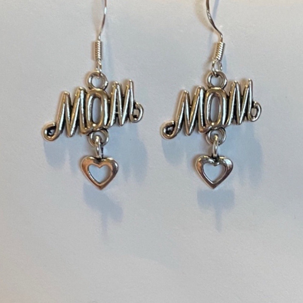 Mom Heart Earrings